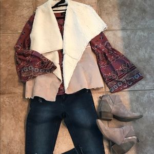 Paisley print flare sleeve blouse